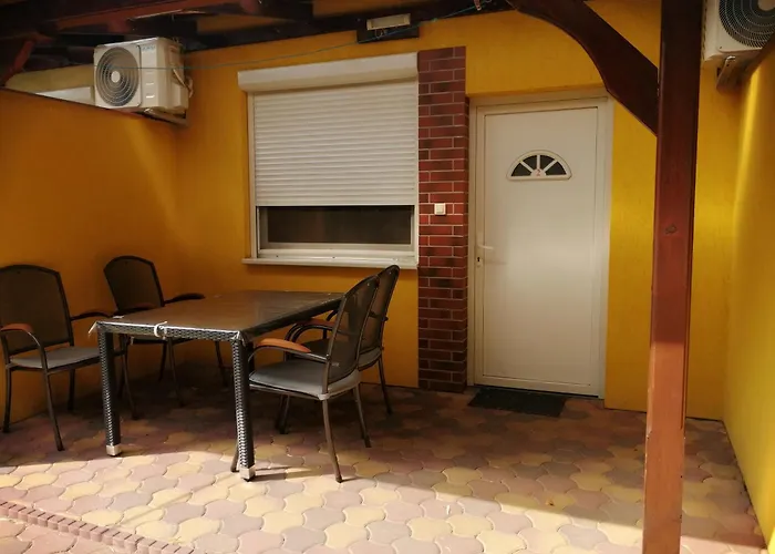 4 Barat Apartman